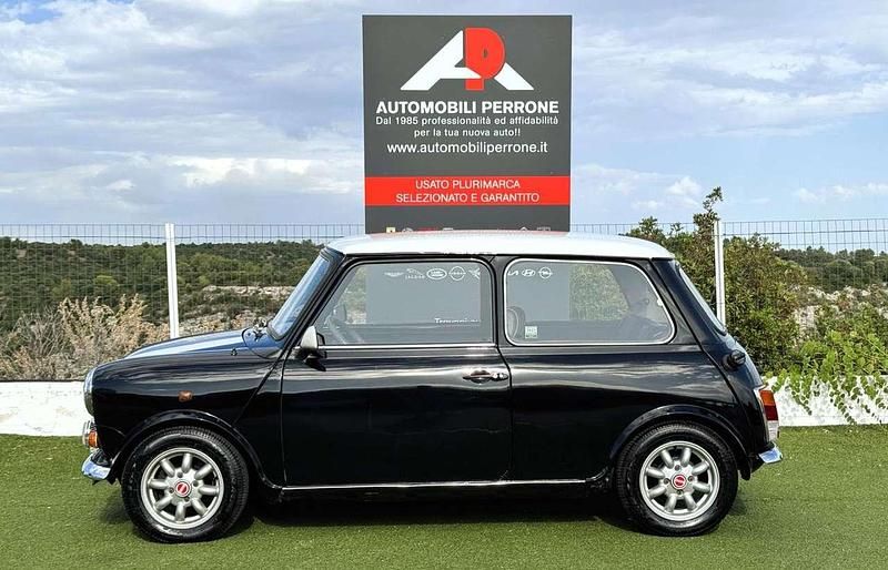 Usata Mini 1000 41 CV (30 kW) 1990 Nero Utilitaria