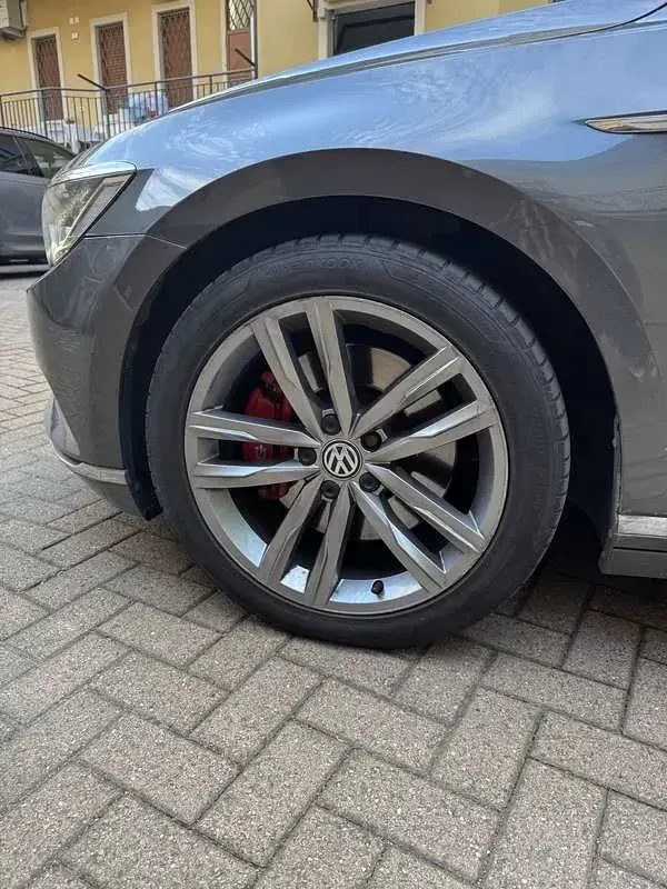 Usata VW Passat Highline 190 CV (139 kW) 2016 Berlina