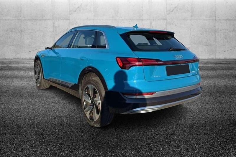 Usata Audi e-tron Advanced 158 kW (215 CV) 2020 Blu/azzurro SUV
