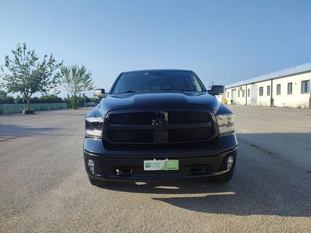 Usata Dodge Ram 400 CV (294 kW) 2023 Nero