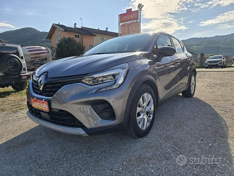 Usata Renault Captur Business 91 CV (66 kW) 2021 Grigio SUV