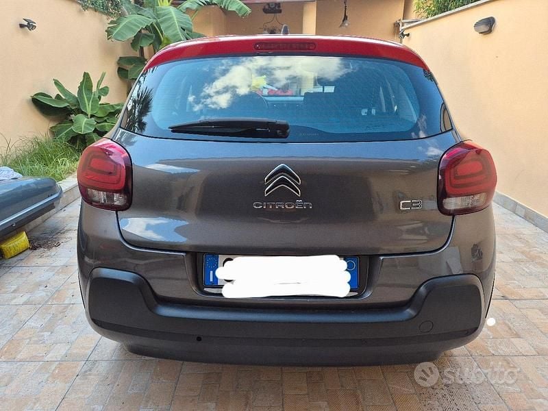 Usata Citroën C3 Shine 102 CV (75 kW) 2021 Grigio Utilitaria