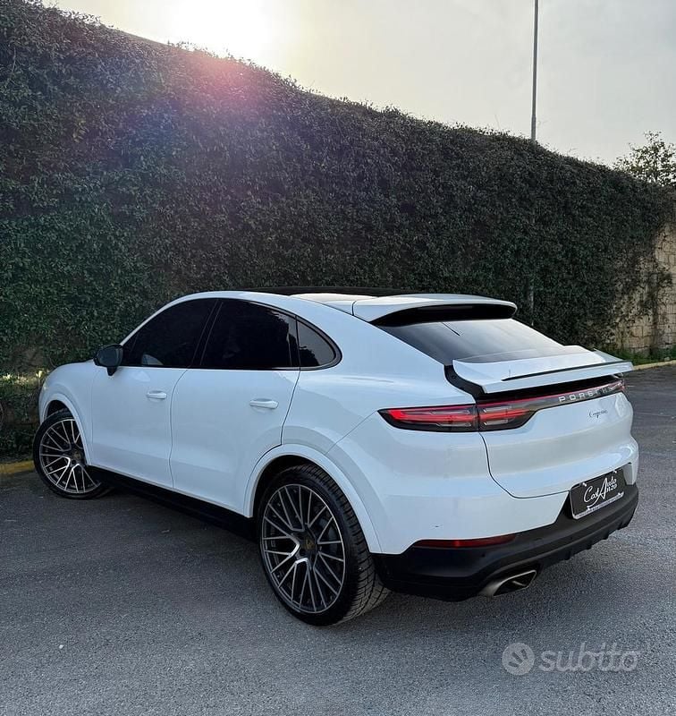 Usata Porsche Cayenne 340 CV (250 kW) 2019 Bianco SUV