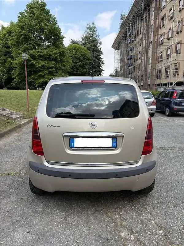 Usata Lancia Musa 95 CV (69 kW) 2005 Monovolume