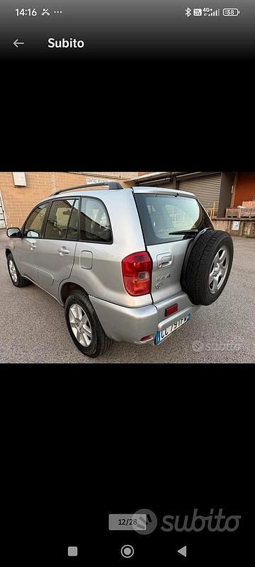 Usata Toyota RAV4 128 CV (94 kW) 2002 Grigio Station wagon