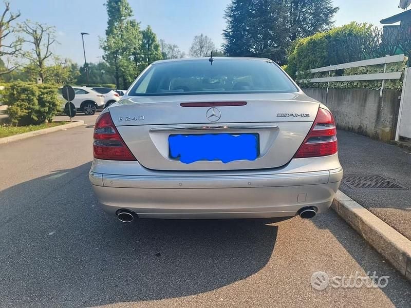 Occasion Mercedes E240 177 ch (130 kW) 2002 Gris Berline