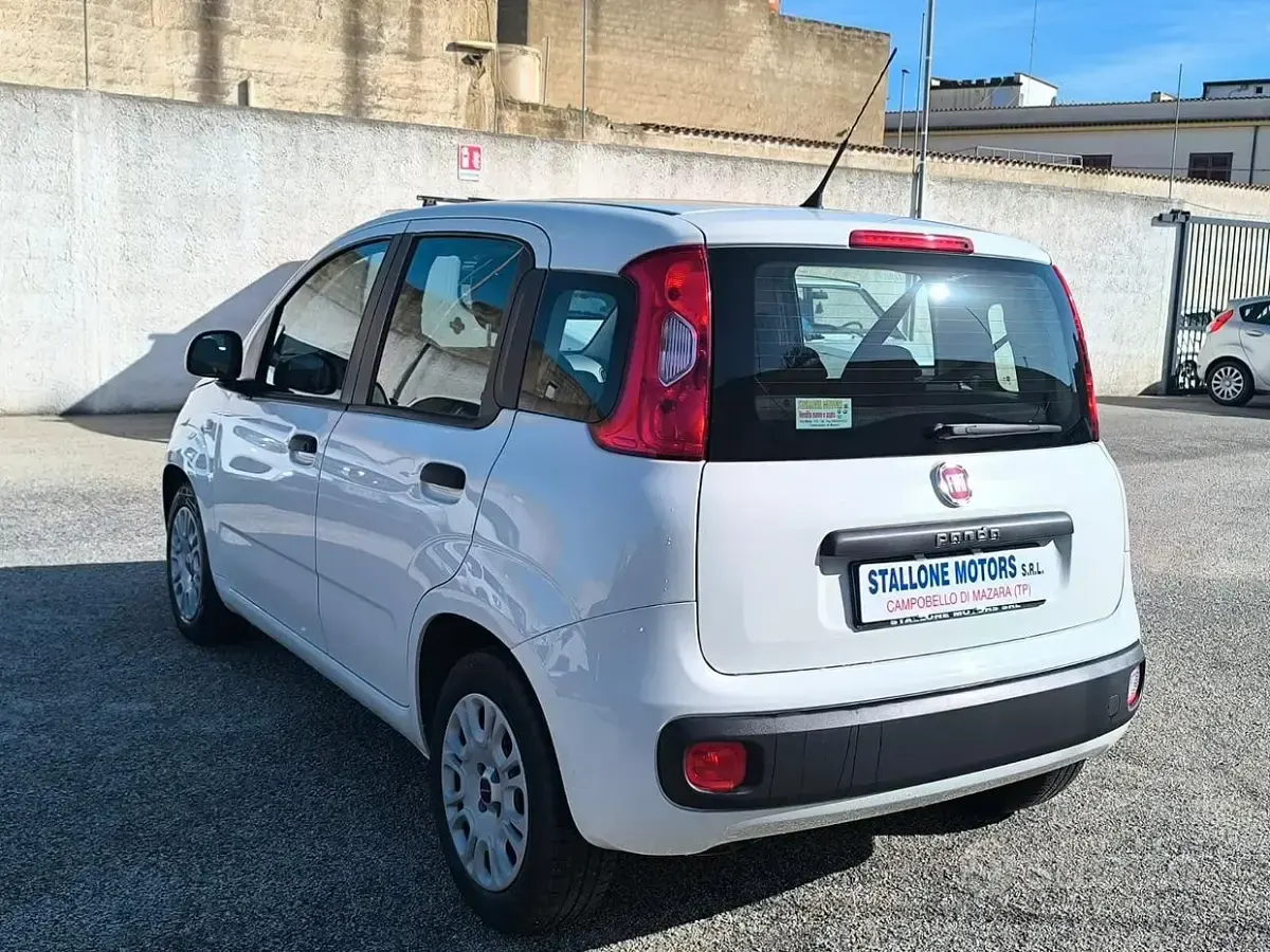 Usata Fiat Panda Easy 69 CV (50 kW) 2019 Bianco Utilitaria