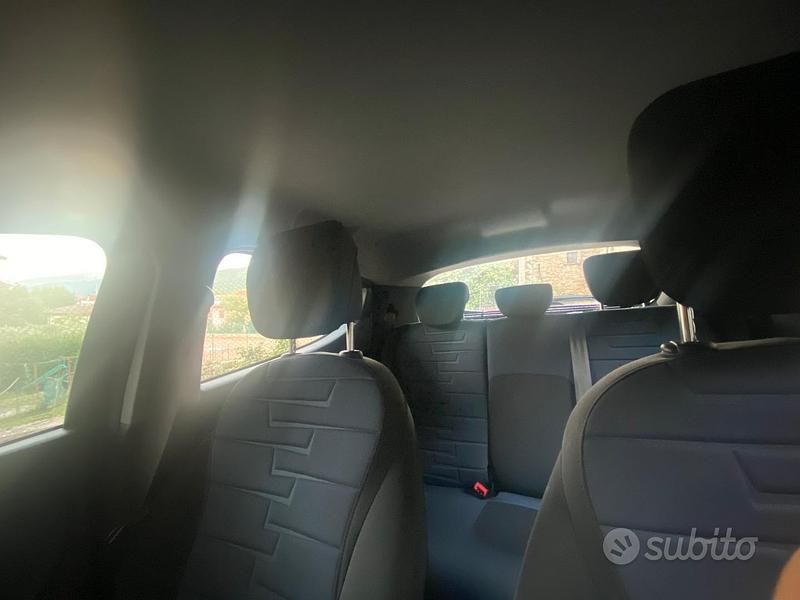 Usata Lancia Ypsilon 69 CV (50 kW) 2024 Nero Utilitaria