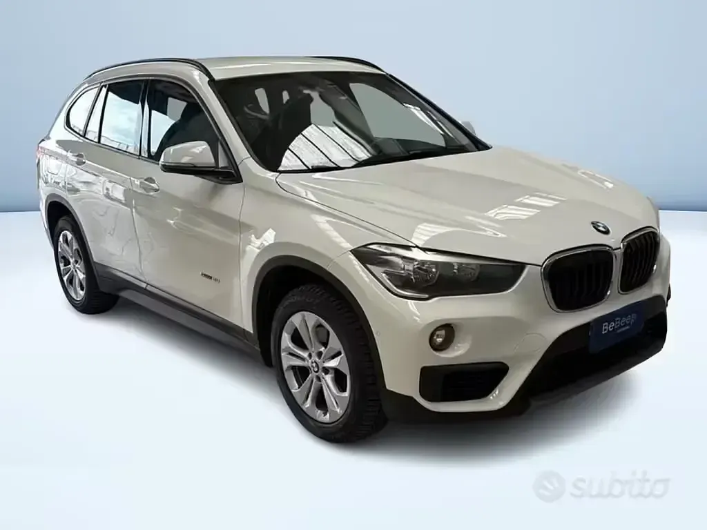 Usata BMW X1 Advantage 140 CV (102 kW) 2017 Bianco SUV