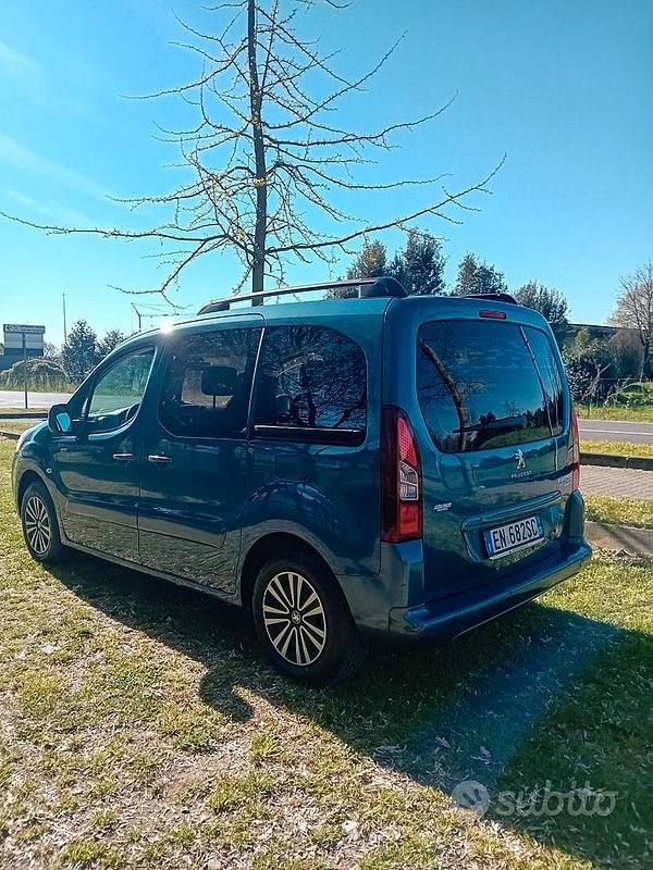 Usata Peugeot Partner 75 CV (55 kW) 2012 Blu Monovolume