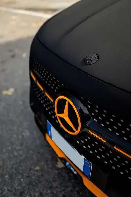 Usata Mercedes GLB200 AMG Line Premium 163 CV (119 kW) 2024 Nero SUV
