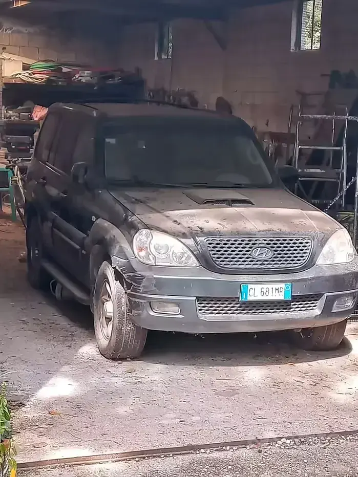 Usata Hyundai Terracan 163 CV (119 kW) 2004 Nero SUV