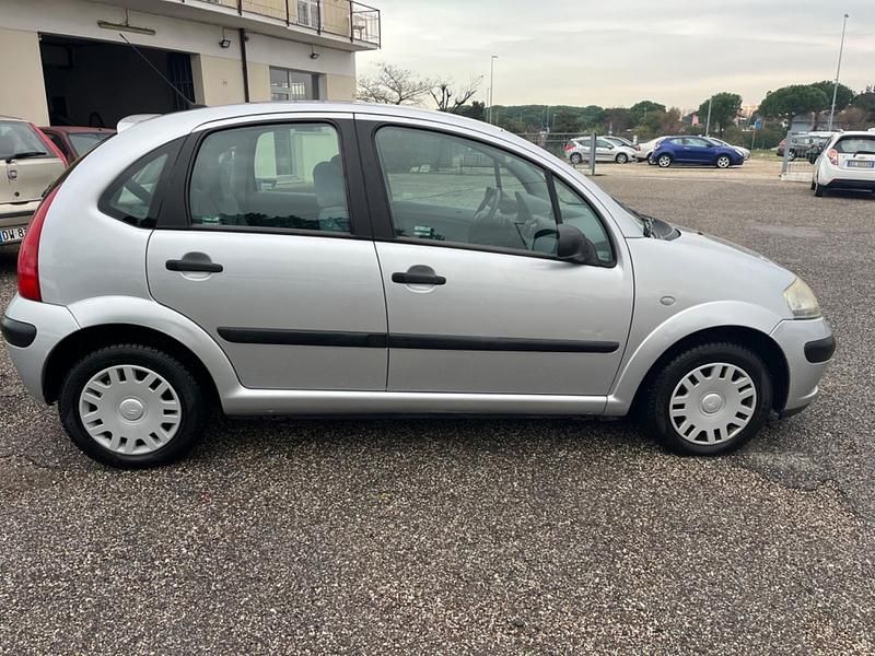 Usata Citroën C3 60 CV (44 kW) 2003 Argento Berlina