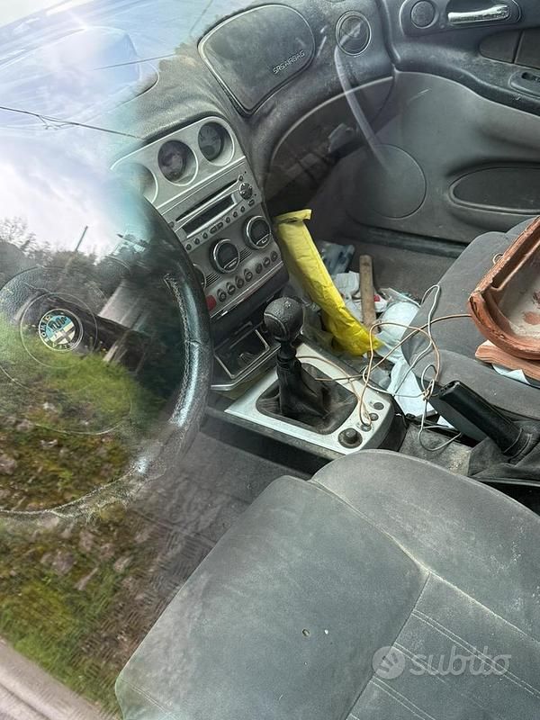 Usata Alfa Romeo 156 150 CV (110 kW) 2006 Nero Station wagon