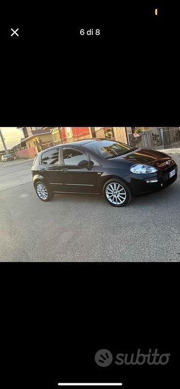 Usata Fiat Punto 65 CV (47 kW) 2010 Nero Utilitaria