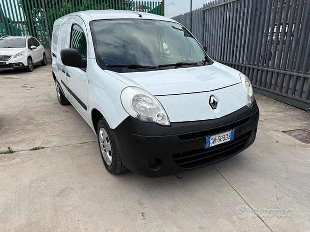 Usata Renault Kangoo 90 CV (66 kW) 2011 Bianco Monovolume