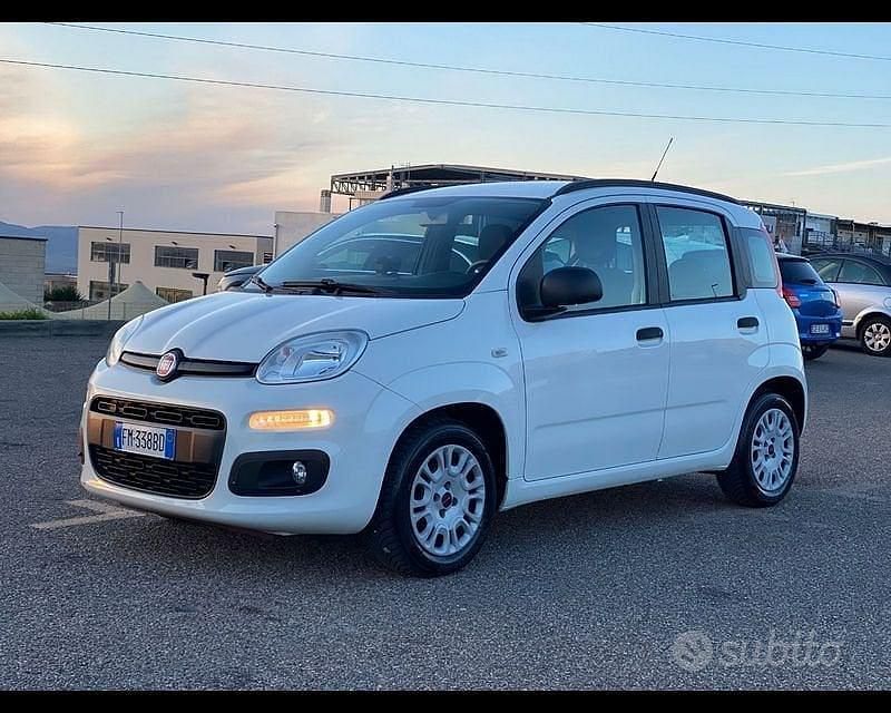Usata Fiat Panda Easy 69 CV (50 kW) 2017 Bianco Berlina