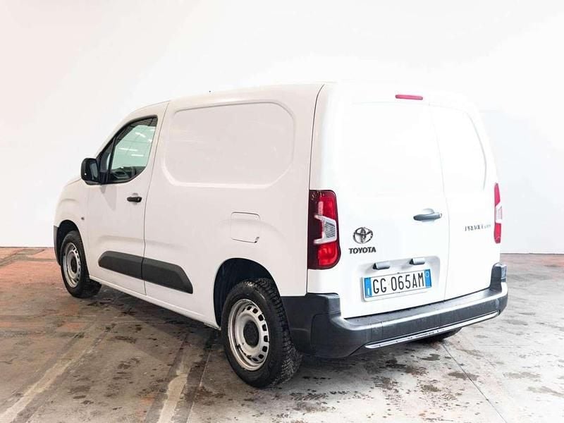 Usata Toyota Proace Active 102 CV (75 kW) 2021 Bianco Monovolume