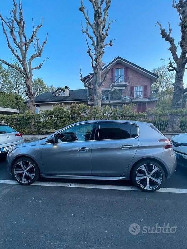 Usata Peugeot 308 GT-line 131 CV (96 kW) 2015 Grigio Berlina