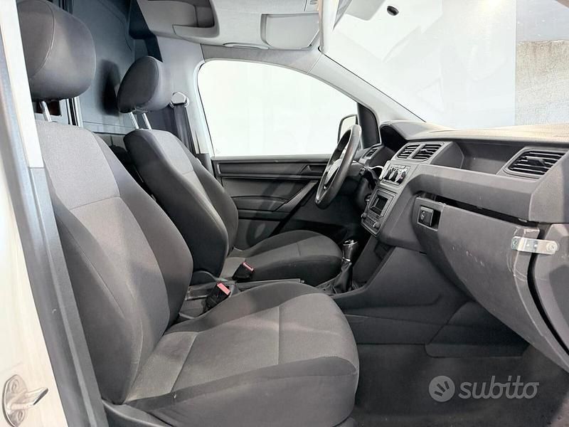 Usata VW Caddy Maxi 110 CV (80 kW) 2019 Bianco Monovolume