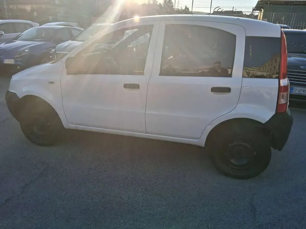 Usata Fiat Panda 4x4 Climbing 69 CV (50 kW) 2011 Bianco Utilitaria