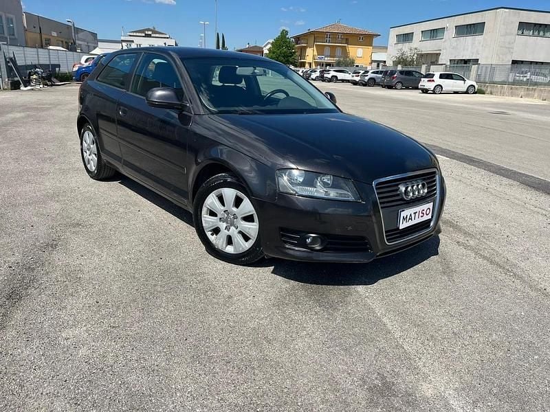 Usata Audi A3 Attraction 105 CV (77 kW) 2011 Nero Utilitaria
