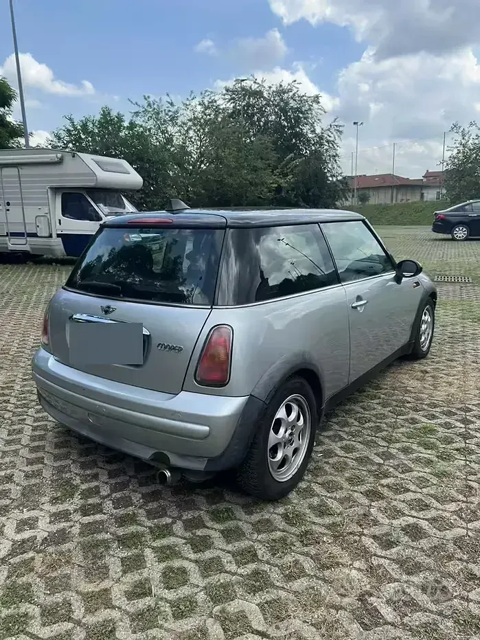 Usata Mini Cooper 116 CV (85 kW) 2002 Utilitaria