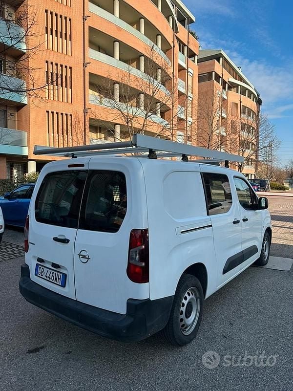 Usata Opel Combo 2020 Bianco Monovolume