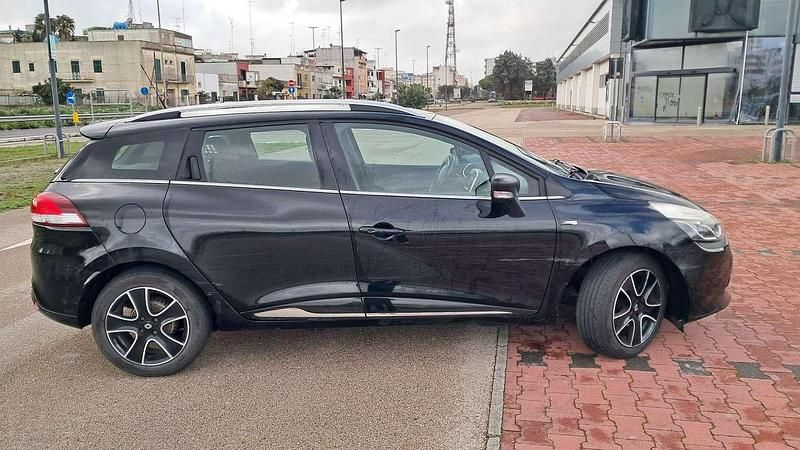 Usata Renault Clio GrandTour 88 CV (64 kW) 2013 Station wagon
