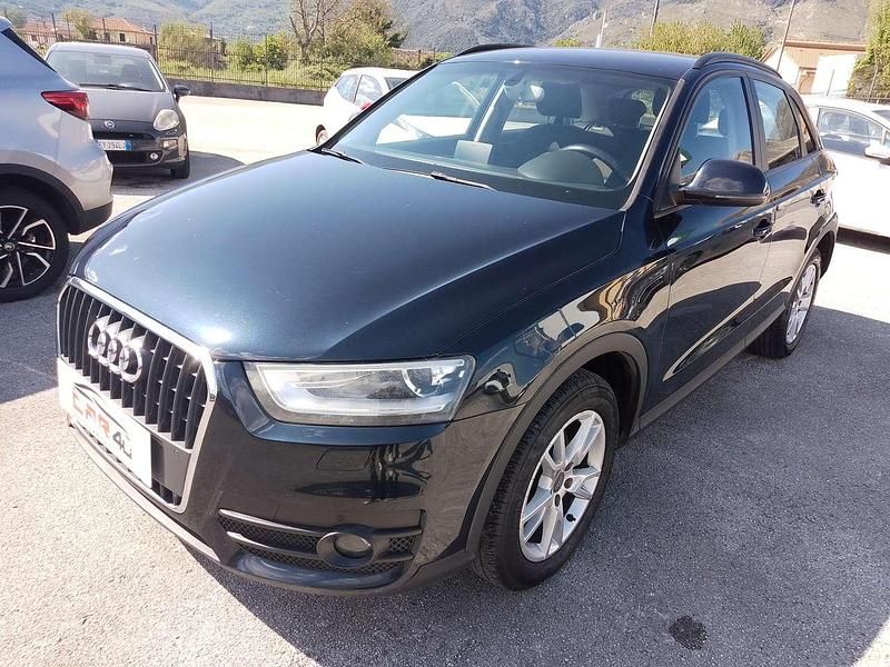 Usata Audi Q3 Advanced Plus 140 CV (102 kW) 2014 Blu/azzurro SUV