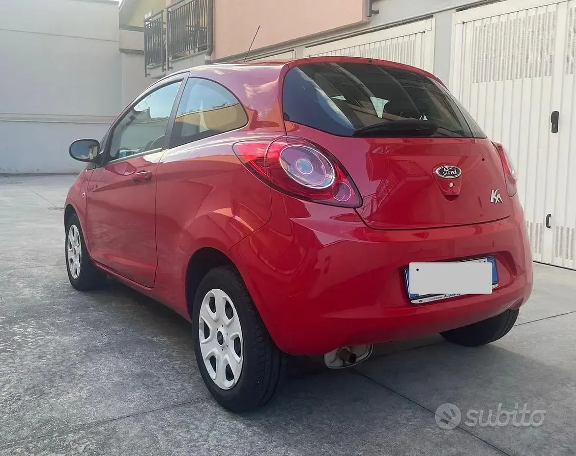 Usata Ford Ka 69 CV (50 kW) 2014 Rosso Utilitaria