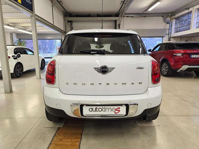 Usata Mini One Countryman 98 CV (72 kW) 2014 Light white SUV