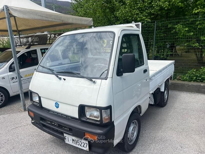 Usata Piaggio Porter 68 CV (50 kW) 1999 Bianco Berlina