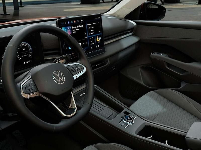 Nuova VW T-Roc Life 116 CV (85 kW) 2026 Flame red metallizzato SUV