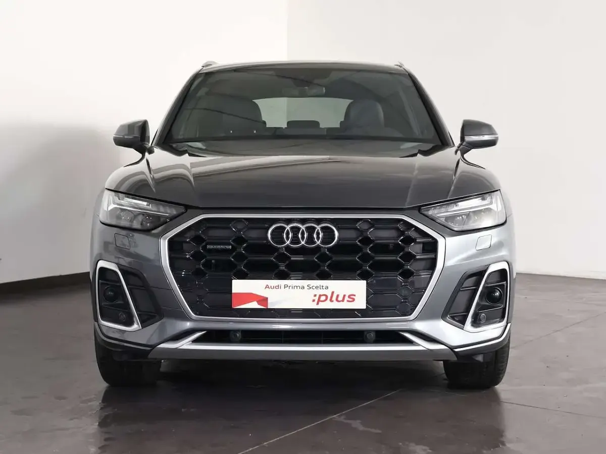 Usata Audi Q5 S-Line 204 CV (150 kW) 2024 Grigio daytona perlato SUV
