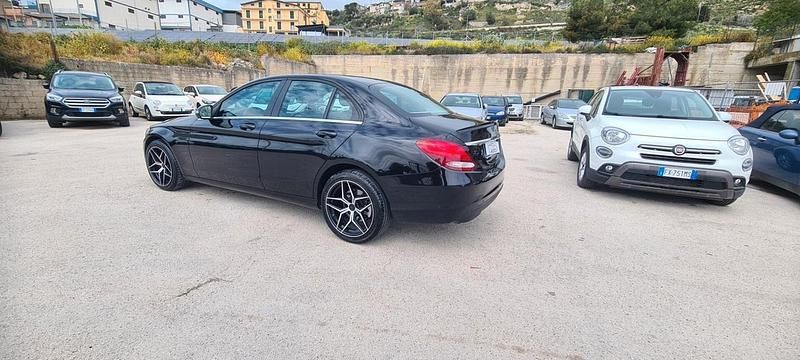 Usata Mercedes C200 Exclusive 136 CV (100 kW) 2016 Nero Berlina