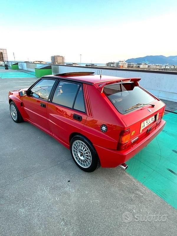 Usata Lancia Delta 205 CV (150 kW) 1992 Rosso Utilitaria