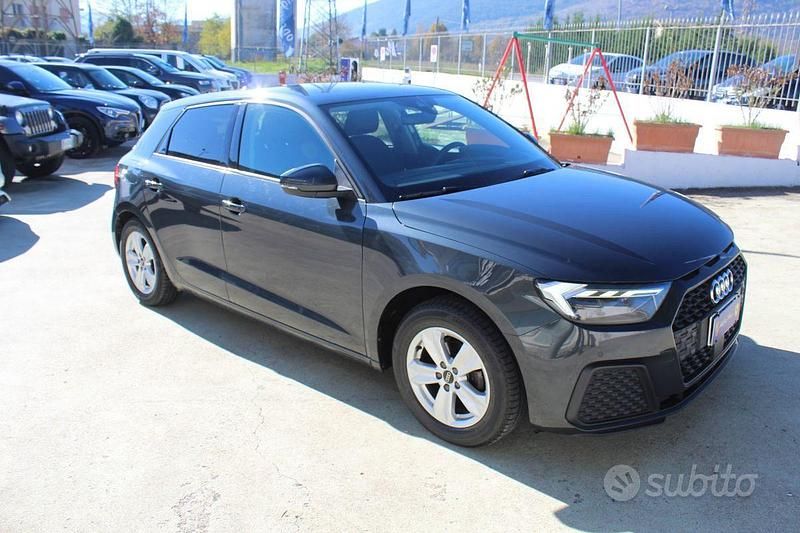Usata Audi A1 Sportback Admired 110 CV (80 kW) 2021 Grigio Utilitaria