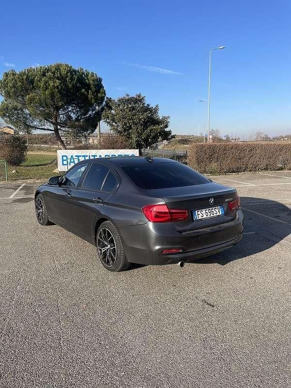 Usata BMW 318 Gran Turismo Advantage 150 CV (110 kW) 2018 Berlina