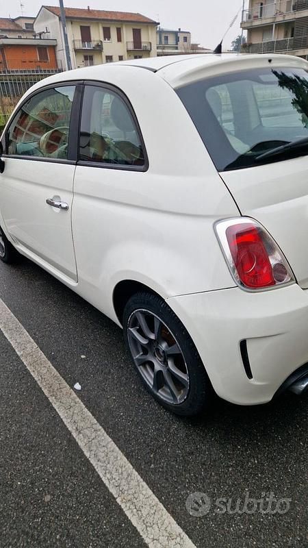 Usata Fiat 500 Abarth 69 CV (50 kW) 2010 Bianco Berlina