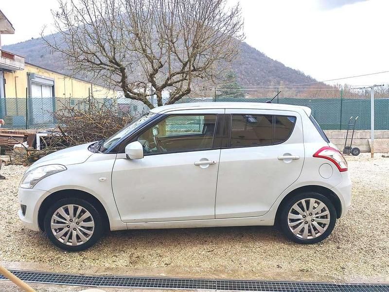 Usata Suzuki Swift GL 94 CV (69 kW) 2012 Bianco Utilitaria
