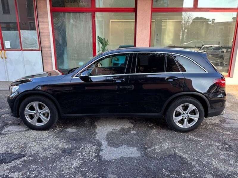 Usata Mercedes GLC250 204 CV (150 kW) 2016 Nero SUV