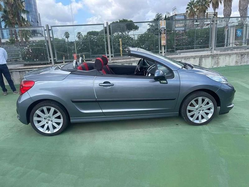 Grigio Usata 2008 Peugeot 207 CC Cabrio | 4500 € (Buon prezzo) - Immagine 1/4
