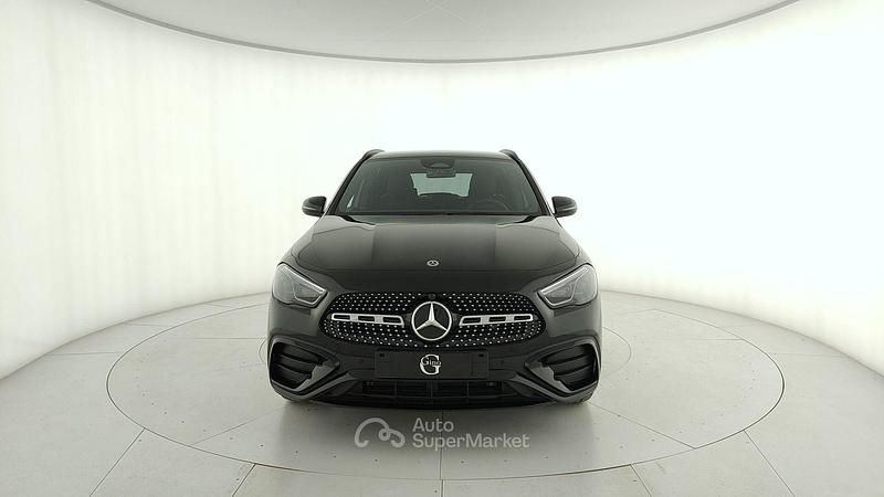 Nuova Mercedes GLA200 150 CV (110 kW) 2026 Nero SUV