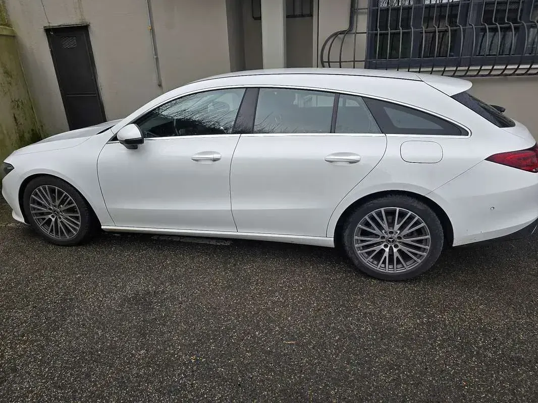 Käytetty Mercedes CLA180 Shooting Brake 116 HP (85 kW) 2021 Farmari