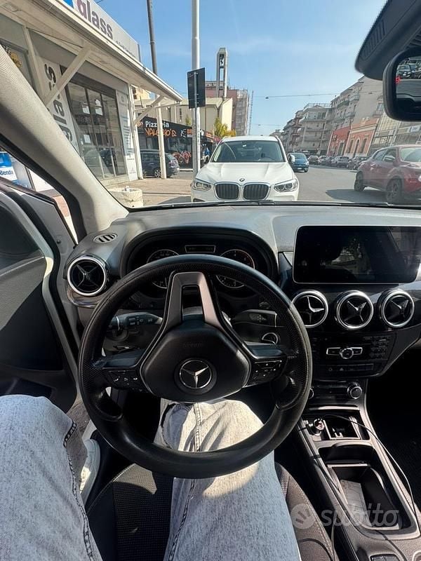 Usata Mercedes B180 2012 Monovolume