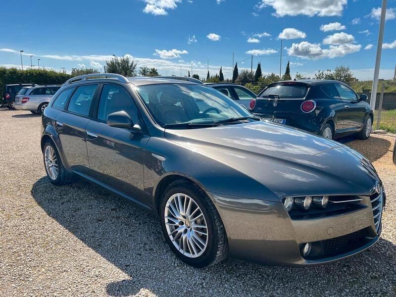 Usata Alfa Romeo 159 Progression 170 CV (125 kW) 2010 Grigio Station wagon