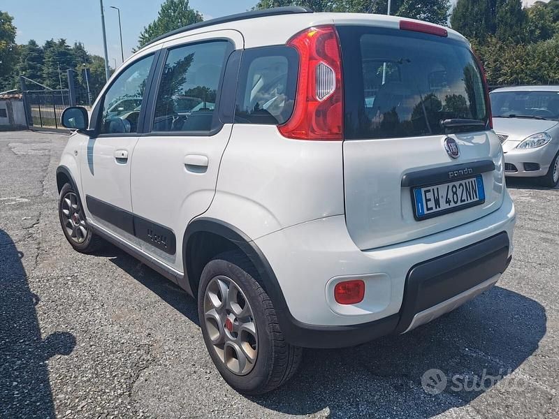 Usata Fiat Panda 4x4 S 85 CV (62 kW) 2014 Bianco Utilitaria