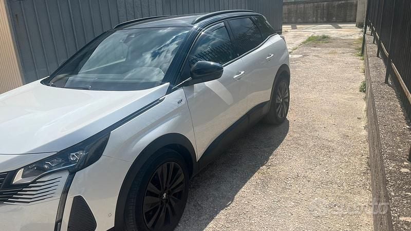 Usata Peugeot 3008 GT 131 CV (96 kW) 2023 Bianco SUV