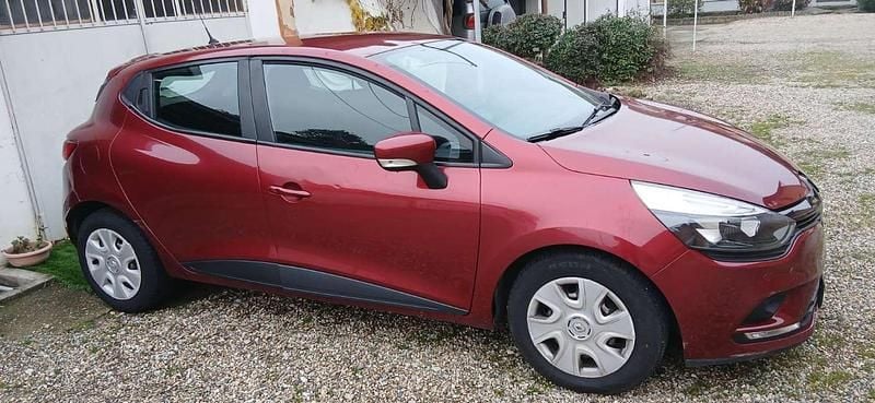 Usata Renault Clio IV 75 CV (55 kW) 2018 Berlina